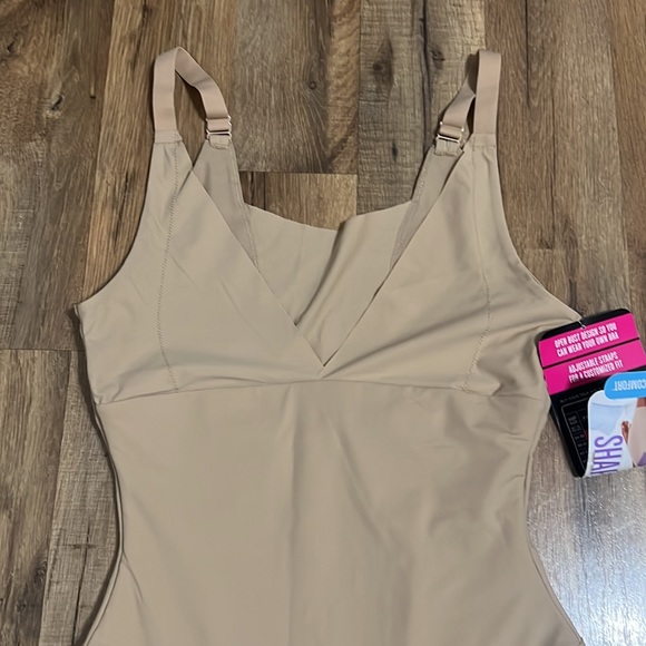 MaidenForm Body Shaper - Picture 2 of 7